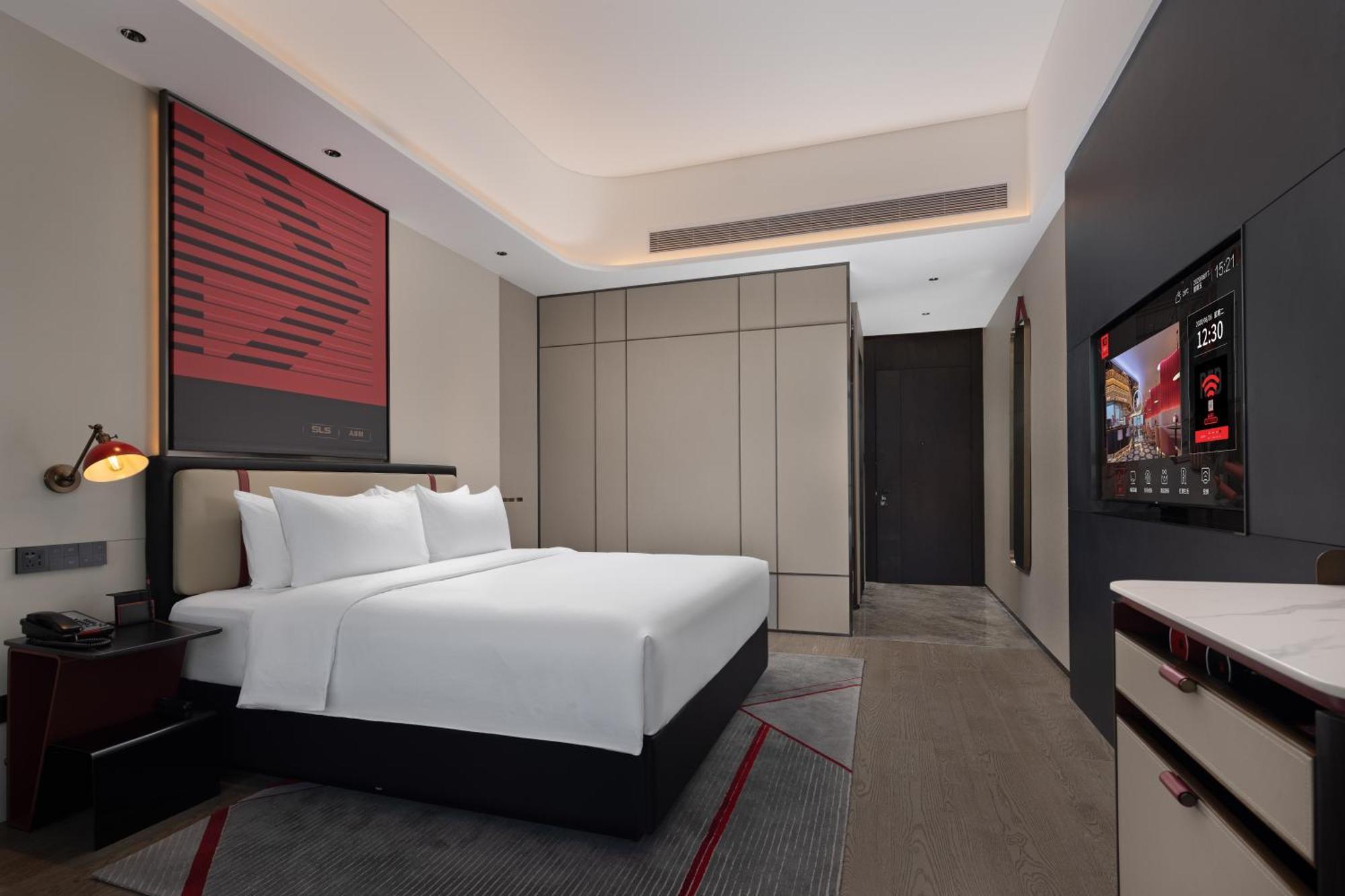 Hotel Radisson Red Guangzhou South Railway Station Exterior foto