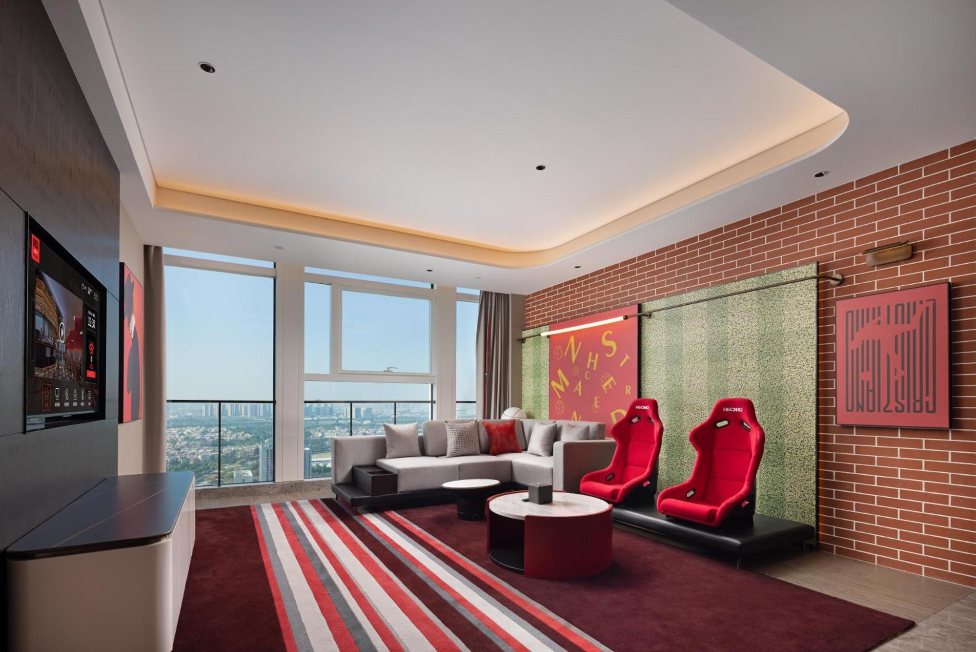 Hotel Radisson Red Guangzhou South Railway Station Exterior foto